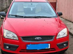 Utilizat 2004 Ford Focus Berlinǎ | 2.100 EUR (Preț OK)