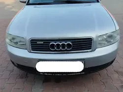 Gri Utilizat 2000 Audi A4 Berlinǎ | 1.900 EUR