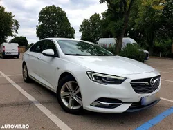 Culoarealb Utilizat 2017 Opel Insignia Country Tourer Business Edition Berlinǎ | 9.999 EUR