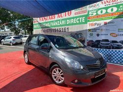 Gri Utilizat 2011 Toyota Verso Monovolum | 6.999 EUR