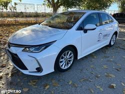 Culoarealb Utilizat 2020 Toyota Corolla Berlinǎ | 12.900 EUR (Preț OK)