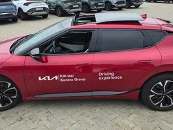 Culoarerosu Utilizat 2023 Kia EV6 GT-Line SUV | 49.990 EUR
