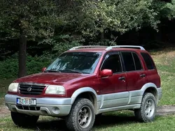 Rosu Utilizat 2003 Suzuki Grand Vitara SUV | 5.500 EUR (Puțin scump)