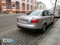 Gri Utilizat 2001 Audi A4 Break | 3.500 EUR