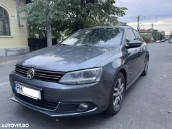 Culoaregri Utilizat 2011 VW Jetta Highline Berlinǎ | 5.700 EUR