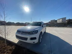 Alb Utilizat 2011 VW Touareg SUV | 11.999 EUR