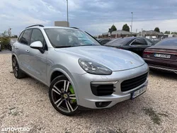 Argint Utilizat 2018 Porsche Cayenne Platinum Edition SUV | 29.900 EUR (Super Preț)