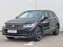 Negru normal Utilizat 2023 VW Tiguan Elegance SUV | 29.900 EUR (Preț OK)