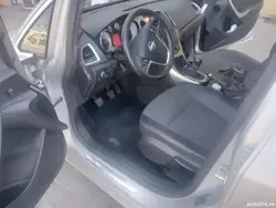 Gri Utilizat 2014 Opel Astra Break | 4.900 EUR (Preț OK)