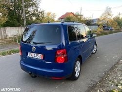Culoarealbastru Utilizat 2009 VW Touran Highline Monovolum | 4.350 EUR (Preț OK)