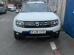 Alb Utilizat 2015 Dacia Duster SUV | 7.700 EUR (Super Preț)