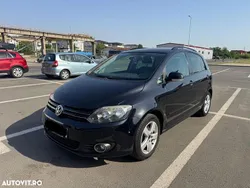 Negru Utilizat 2010 VW Golf Plus Cross Monovolum | 3.200 EUR (Preț bun)