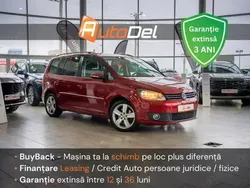 Rosu Utilizat 2010 VW Touran Monovolum | 5.750 EUR (Preț OK)