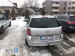 Gri Utilizat 2007 Opel Astra Break | 2.600 EUR (Preț OK)