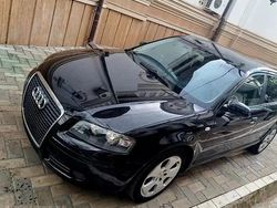 Negru Utilizat 2005 Audi A3 Attraction Hatchback | 3.400 EUR (Puțin scump)