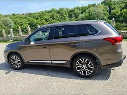 Maro Utilizat 2016 Mitsubishi Outlander SUV | 12.000 EUR (Preț OK)