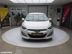 Culoarealb Utilizat 2012 Hyundai i30 Style Break | 6.950 EUR (Preț OK)
