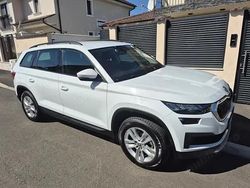 Alb Utilizat 2022 Skoda Kodiaq SUV | 29.999 EUR (Preț OK)