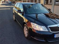 Culoarenegru Utilizat 2012 Skoda Octavia Break | 3.600 EUR (Preț OK)
