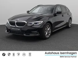 Utilizat 2021 BMW 330 Sport Line | 29.608 EUR