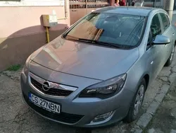 Utilizat 2012 Opel Astra Hatchback | 5.300 EUR (Puțin scump)