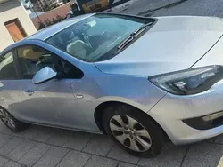 Gri Utilizat 2017 Opel Astra Enjoy Berlinǎ | 6.500 EUR (Preț bun)