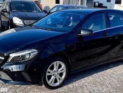 Culoarenegru Utilizat 2016 Mercedes A160 Urban Hatchback | 12.999 EUR (Preț bun)