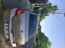 Utilizat 2012 Renault Symbol II Berlinǎ | 2.200 EUR (Preț OK)
