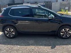 Negru Utilizat 2019 Peugeot 2008 Active SUV | 9.900 EUR (Preț bun)