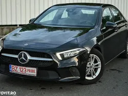 Culoarenegru Utilizat 2020 Mercedes A180 Berlinǎ | 17.990 EUR (Preț bun)