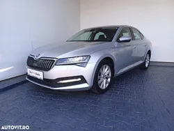 Gri mediu normal Utilizat 2021 Skoda Superb Ambition Berlinǎ | 21.990 EUR (Preț OK)