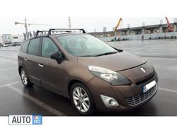 Gri Utilizat 2011 Renault Scénic III Monovolum | 5.200 EUR (Scump)