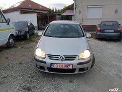Gri Utilizat 2006 VW Golf V Hatchback | 2.300 EUR (Preț OK)