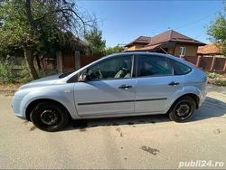 Utilizat 2006 Ford Focus Hatchback | 2.250 EUR (Preț OK)