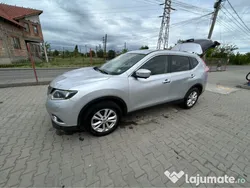 Gri Utilizat 2015 Nissan X-Trail SUV | 11.000 EUR (Super Preț)