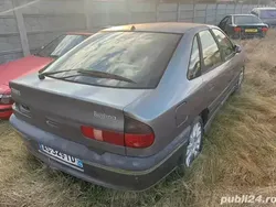 Utilizat 2000 Renault Safrane Hatchback | 550 EUR