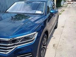 Albastru Utilizat 2022 VW Touareg Elegance SUV | 57.600 EUR