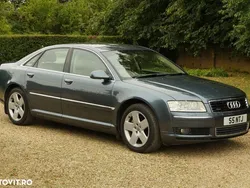 Gri Utilizat 2003 Audi A8 Berlinǎ | 3.250 EUR