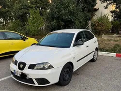 Culoarealb Utilizat 2007 Seat Ibiza Hatchback | 1.500 EUR