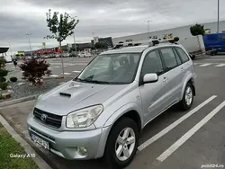 Gri Utilizat 2005 Toyota RAV4 SUV | 3.890 EUR (Preț OK)
