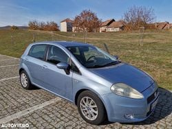 Culoarealbastru Utilizat 2006 Fiat Grande Punto Dynamic Hatchback | 1.700 EUR (Super Preț)