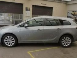 Argintiu Utilizat 2014 Opel Astra Sport Break | 6.700 EUR (Puțin scump)