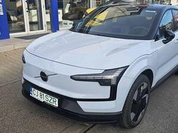 Culoarealbastru Utilizat 2024 Volvo EX30 Core SUV | 33.990 EUR