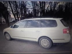 Utilizat 2009 VW Passat Break | 2.600 EUR (Preț bun)