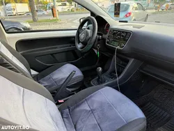Culoarealb Utilizat 2013 VW up! Hatchback | 3.200 EUR (Preț bun)