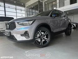 Argint Nouă 2025 Volvo XC40 Plus SUV | 43.073 EUR (Puțin scump)