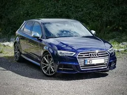 Albastru Utilizat 2017 Audi S3 Hatchback | 23.499 EUR