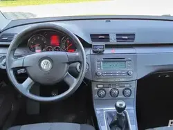Utilizat 2007 VW Passat Berlinǎ | 2.650 EUR (Preț bun)