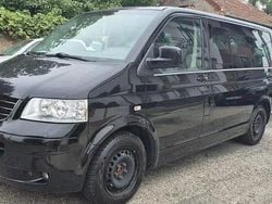 Culoarenegru Utilizat 2010 VW Multivan Monovolum | 10.300 EUR (Scump)