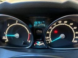 Culoarealbastru Utilizat 2016 Ford Fiesta Trend | 5.900 EUR